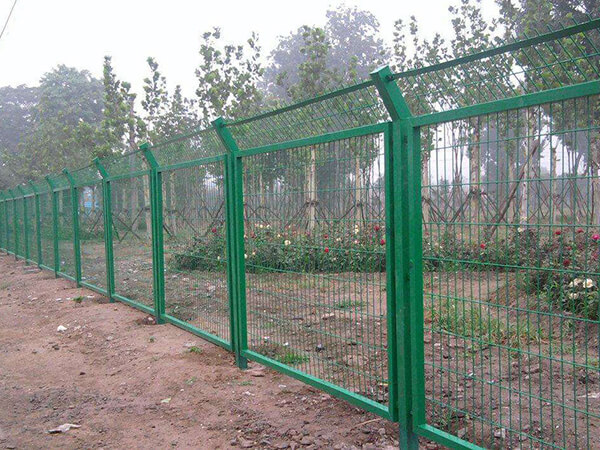 公路护栏网